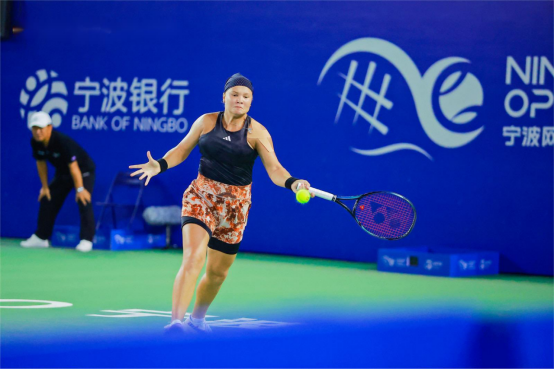赛中防守也